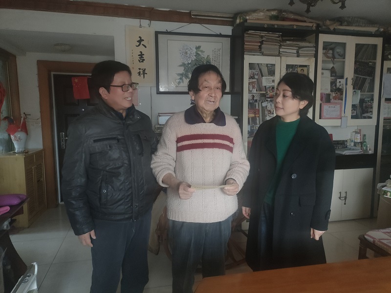 心系困难党员 新春慰问送温暖——民革安庆市十二支部开展慰问困难党员活动