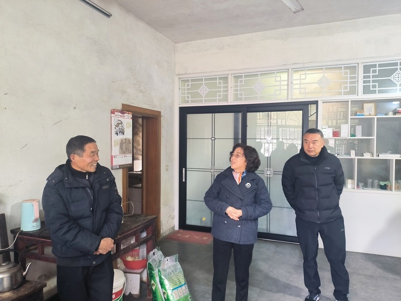 走访结对帮扶户002.jpg