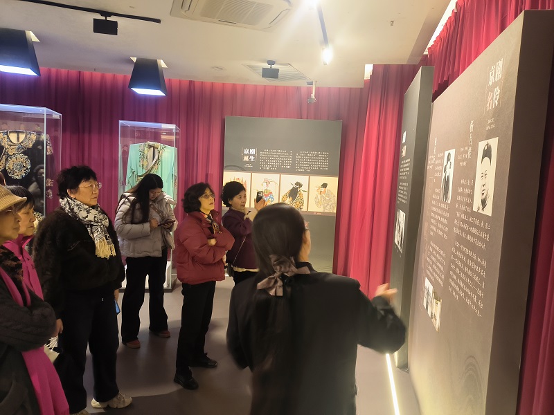 1773219280128613.jpg 徽班博物馆参观00.jpg