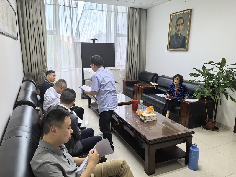 6.10民革安庆市委会召开十四届十九次常委会会议001.jpg
